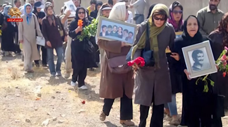 مروری بر جنبش #دادخواهی ـ اولین افشاگری و سنگ‌بنای جنبش دادخواهی - #مجاهدین_خلق