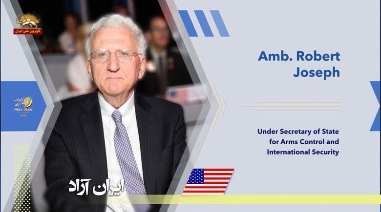 سناتور رابرت جوزف معاون پیشین وزیر امور خارجه آمریکا