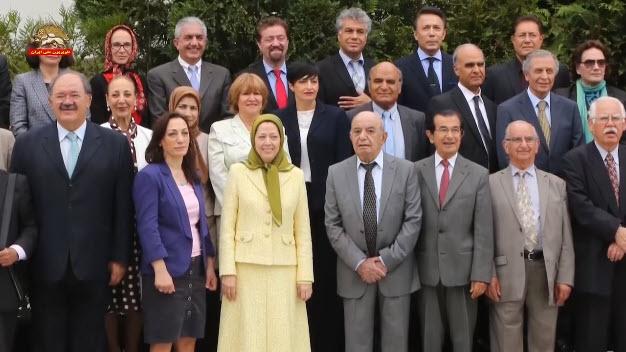 به منوچهر هزارخانی مظهر شرافت نویسندگی و روشنفکری ایران در مبارزه با شیخ و شاه هزار درود