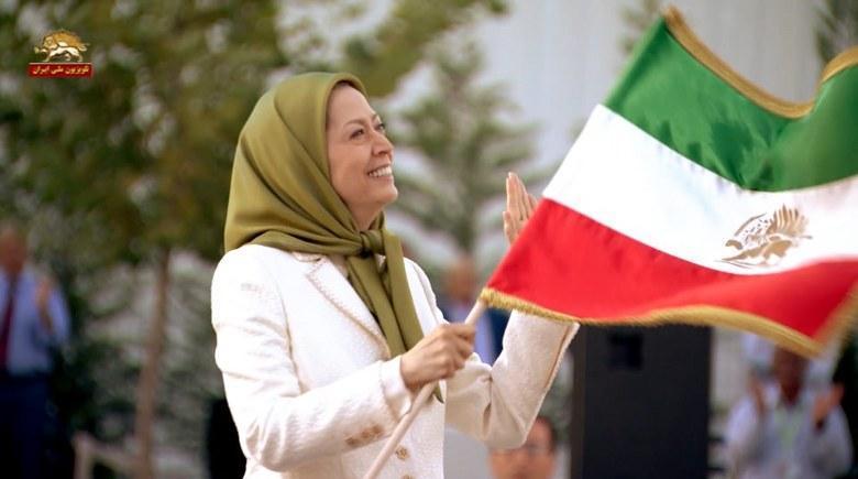 مریم رجوی : آنچه سرفراز و استوار ایستاده مقاومت آزادی‌ستان مردم ایران و در کانون آن سازمان مجاهدین خلق ایران است