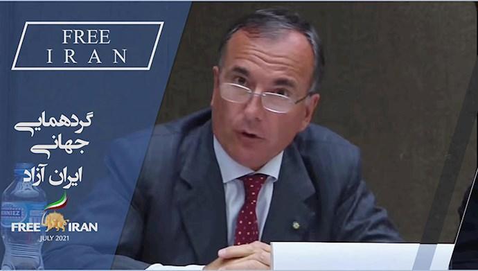 نقش مزورانه و خائنانه آخوند خاتمی در سركوب تظاهرات دانشجويان در تير ۱۳۷۸